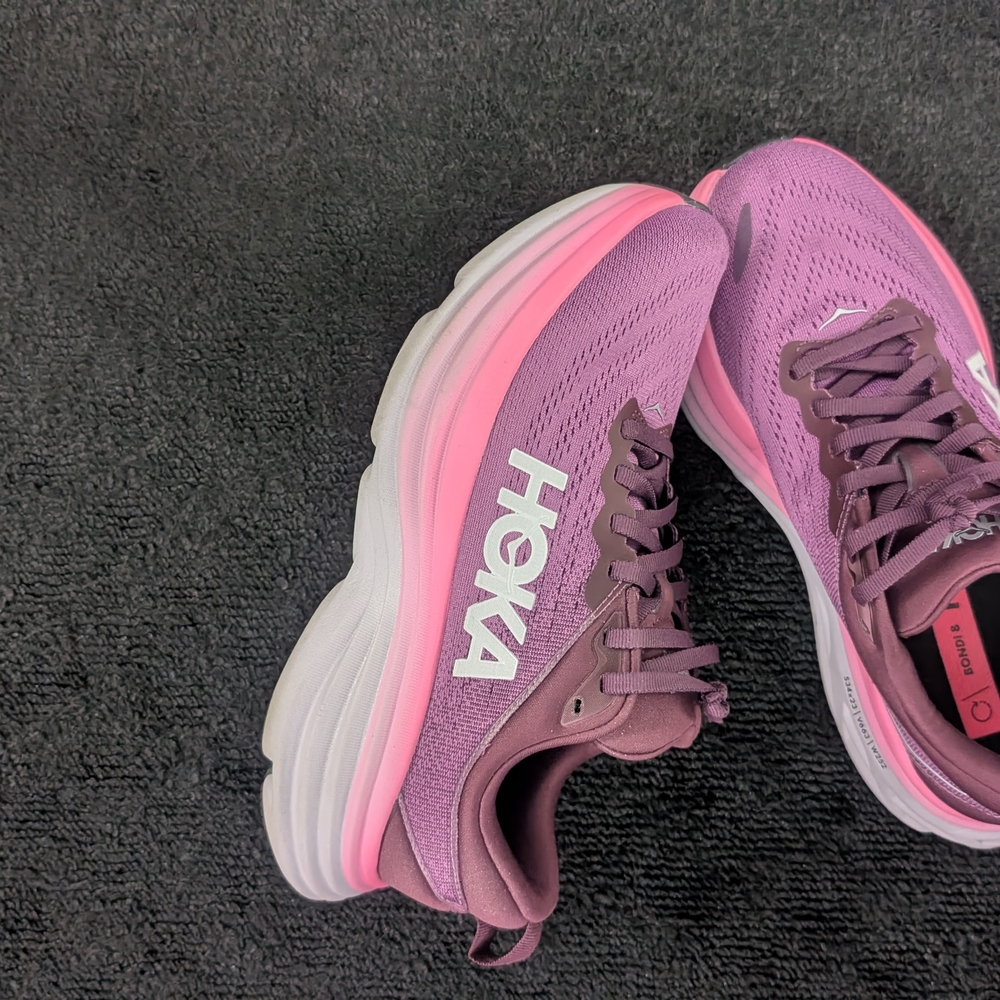 HOKA ONE ONE Bondi 8 Wide, Women's Running Shoes, Pink, 7.5 US